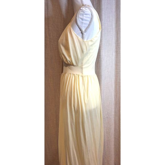 Vanity Fair Ladies Yellow Vintage Nightgown - Picture 4 of 10